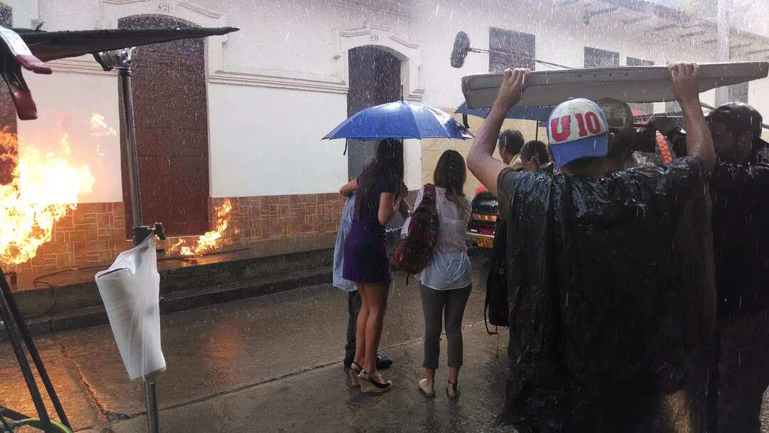 Detras de camaras escena tormenta
