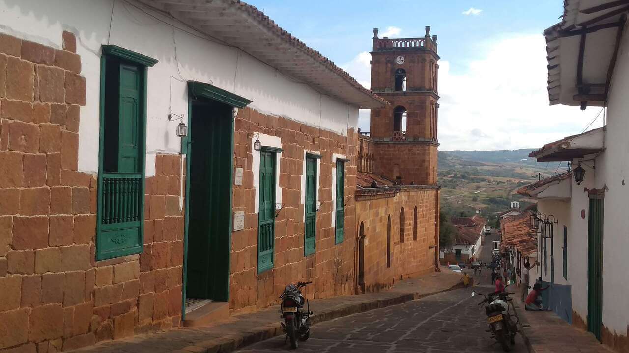 Entre las calles del pueblo